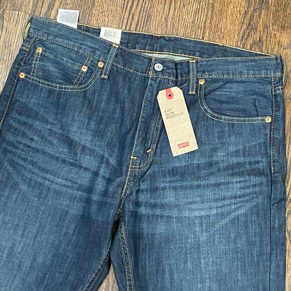 NEW With Tags Levi's 527 Slim Bootcut Jeans 38 x 30 Dark Wash with Fading - Picture 3 of 13